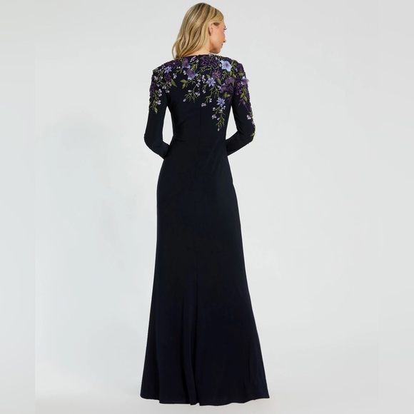 BNWT Mac Duggal Navy Embellished Long Sleeve Fitted Gown - Picture 7 of 8